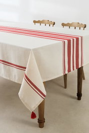 Hermia Mantel Rojo 160x220 cm